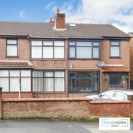 Buy this 3 bed duplex on Poolstock Lane/Marus Avenue in Poolstock Lane, Wigan