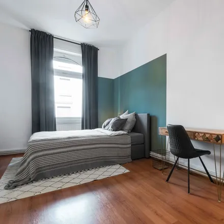Rent this 1 bed apartment on Freiligrathstraße 54 in 60385 Frankfurt, Germany