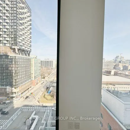 Image 4 - Toronto Metropolitan University, Eaton Centre level 2, Old Toronto, ON M5B 2L9, Canada - Apartment for rent