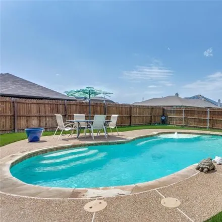 Image 2 - 1201 Freestone Court, Fort Worth, TX 76179, USA - House for sale