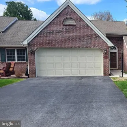 Buy this 2 bed house on 1477 Spring Side Dr E in Chambersburg, Pennsylvania