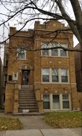 Rent this 3 bed house on 3811 North Spaulding Avenue in Chicago, IL 60659