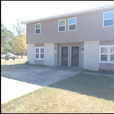 Rent this 3 bed duplex on 5547 Southboro Court in McClellan Place, Little Rock