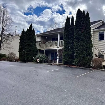 Buy this 2 bed condo on 59 Krista Circle in Buncombe County, NC 28715