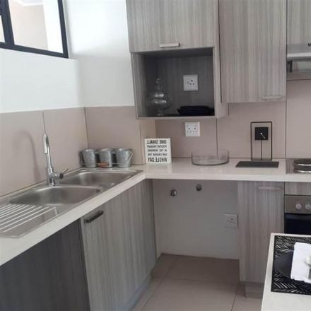 Rent this 1 bed apartment on ERPM Golf Course in Pretoria Road, Morgan Ridge