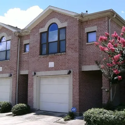 Rent this 2 bed condo on 5957 South Loop East in Houston, TX 77033