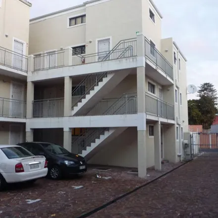 Image 4 - Piers Road, Wynberg, Cape Town, 7800, South Africa - Apartment for rent