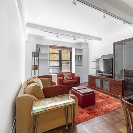 Rent this studio apartment on The Oliver Cromwell in 12 West 72nd Street, New York