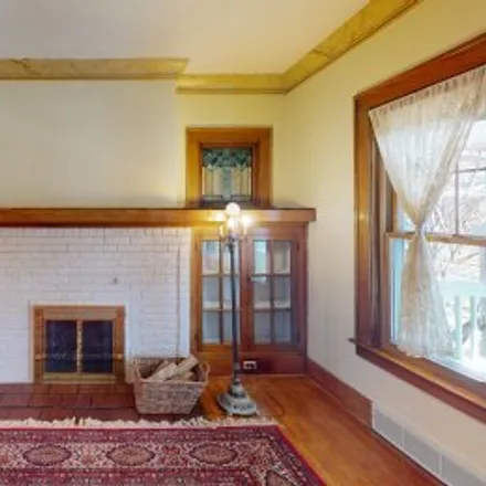 Image 1 - 1337 Wayburn Street, Grosse Pointe Park - Apartment for sale
