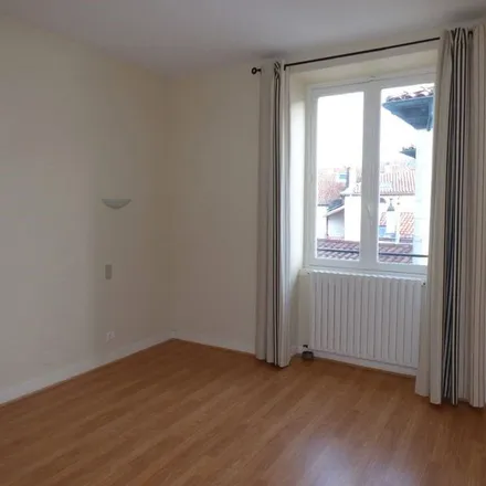 Rent this 3 bed apartment on 8 Rue du 17 Pluviôse in 64500 Saint-Jean-de-Luz, France