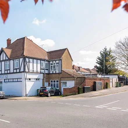 Rent this 3 bed apartment on 177 Kingston Road in Ewell, KT19 0SB