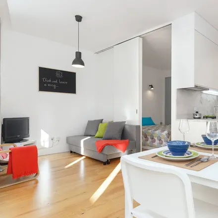 Rent this 1 bed apartment on Real Hamburgueria Portuguesa in Rua da Torrinha 134, 4050-609 Porto