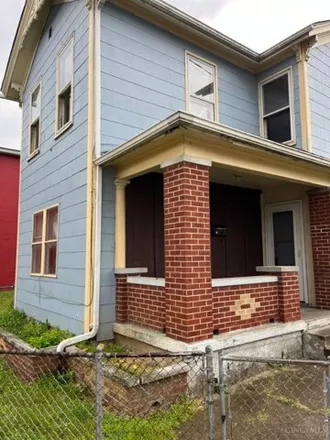 Buy this 3 bed house on 739 Central Avenue in Hamilton, OH 45011