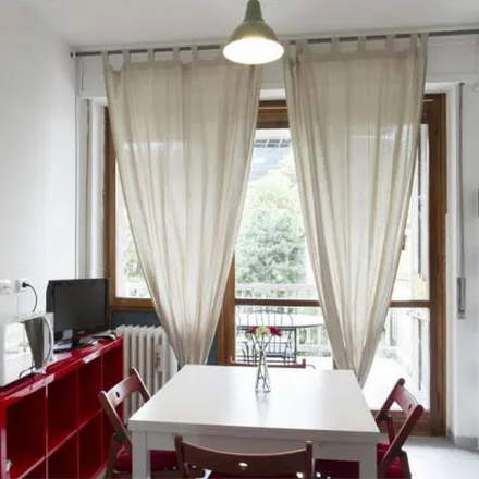 Image 4 - Scaringi, Viale Sabotino, 20135 Milan MI, Italy - Apartment for rent