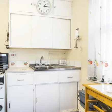 Image 5 - Tachbrook Street, London, SW1V 2QA, United Kingdom - Apartment for sale