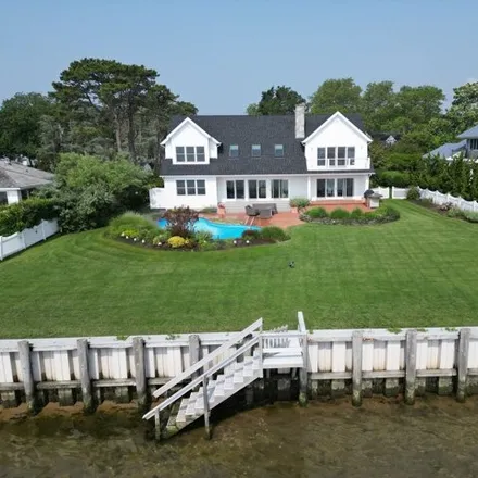 Buy this 3 bed house on 45 Indian Run in Southampton, East Quogue