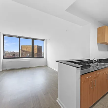 Rent this 1 bed apartment on 400 E 92nd St