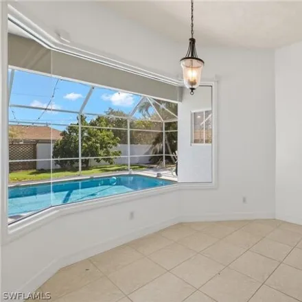Image 6 - 908 Southeast 19th Terrace, Cape Coral, FL 33990, USA - House for sale
