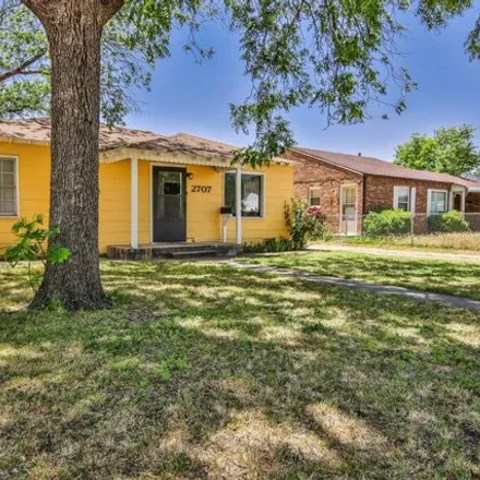 Buy this 3 bed house on 2707 36th Street in Lubbock, TX 79413