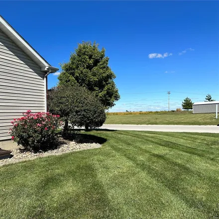 Image 9 - 358 East Brook Lane, Aviston, Clinton County, IL 62216, USA - House for sale