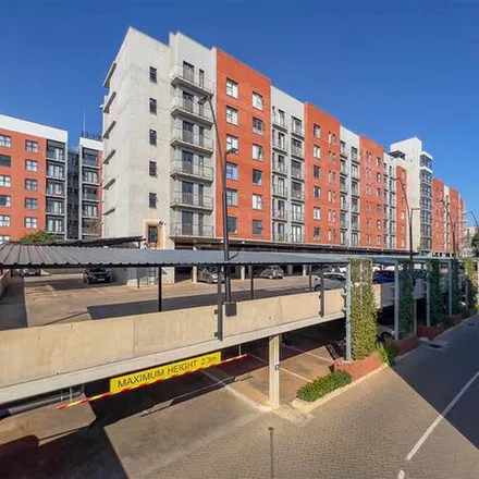 Image 4 - Urban Quarter, Park Street, Hatfield, Pretoria, 0028, South Africa - Apartment for rent