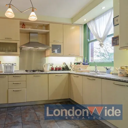 Image 7 - Cavendish Avenue, Circus Road, London, NW8 9EP, United Kingdom - Apartment for rent