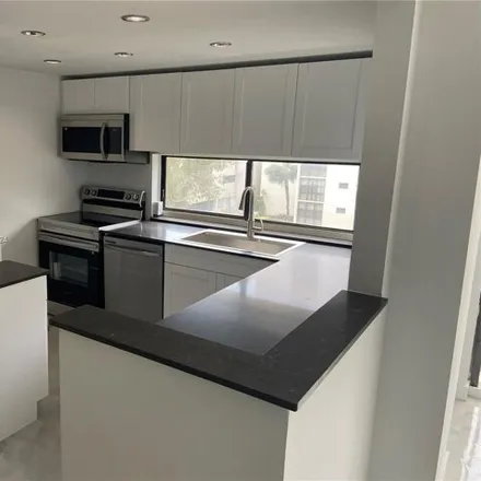 Buy this 1 bed condo on Plaza of the Americas Building 4 in North Bay Road, Sunny Isles Beach