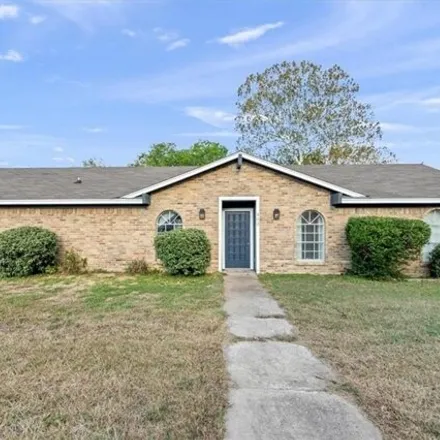 Buy this 3 bed house on Baxley Street in Hewitt, TX 76643
