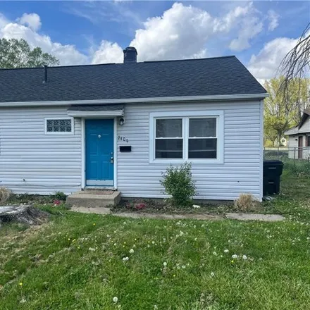Rent this 3 bed house on 2417 41st Street Northwest in Canton Gardens, Stark County