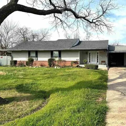 Buy this 3 bed house on 1842 Cedar Avenue in Wichita Falls, TX 76309