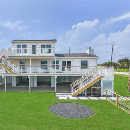 Buy this 3 bed house on 3921 11 Mile Road in Galveston, TX 77554