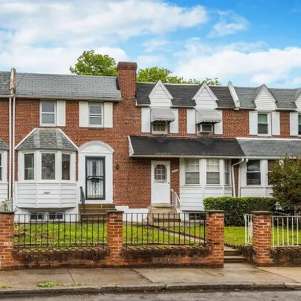 Buy this 3 bed house on 7249 Glenthorne Road in Upper Darby, PA 19082