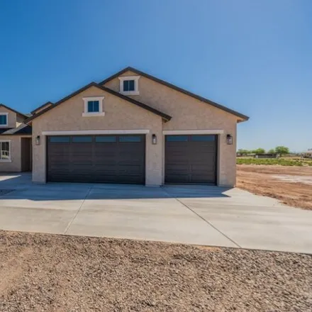Buy this 5 bed house on 1499 West David Road in Pinal County, AZ 85194