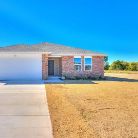 Buy this 3 bed house on 921 S Colt Ln in Mustang, Oklahoma