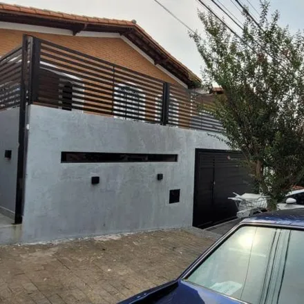 Buy this 3 bed house on Rua Piauí 76 in Centro, Vinhedo - SP