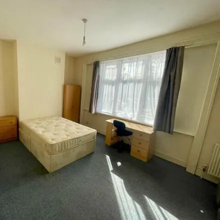 Image 3 - 75 Chesterton Road, London, E13 8BD, United Kingdom - Duplex for rent