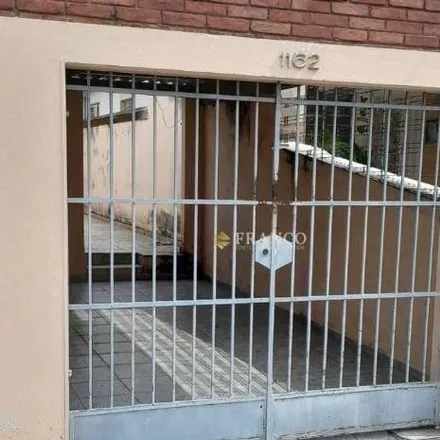 Rent this 4 bed house on Rua Doutor Emílio Winther in Santa Luzia, Taubaté - SP