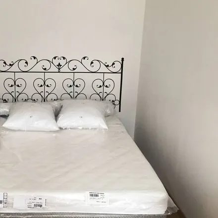 Rent this 1 bed house on Rue de Pendé in 80230 Pendé, France