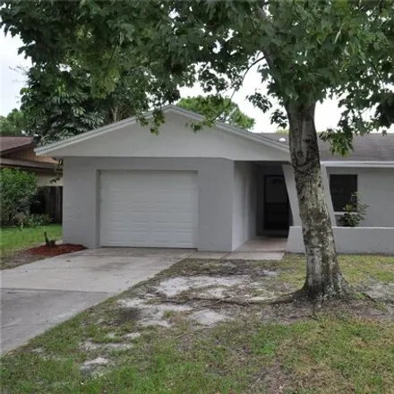 Rent this 3 bed house on 837 Cinnamon Drive in Jan-Phyl Village, Polk County