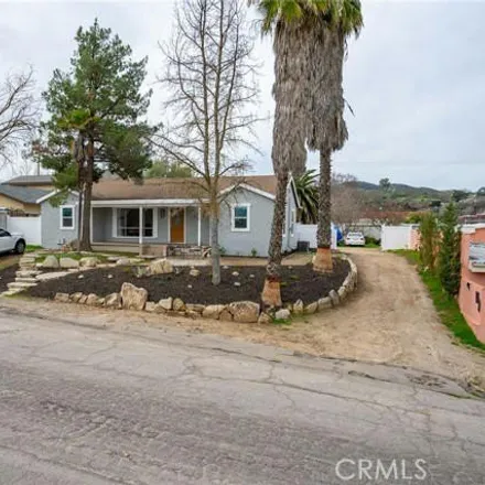 Image 7 - 2029 Pine Street, Paso Robles, CA 93446, USA - House for sale