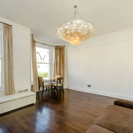 Image 2 - Woodside, London, SW19 7AY, United Kingdom - Apartment for rent