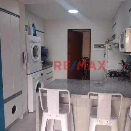 Rent this 3 bed apartment on Avenida Vía de Evitamiento in Santiago de Surco, Lima Metropolitan Area 10051
