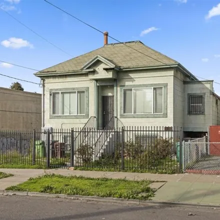 Buy this 4 bed house on 1433 15th Avenue in Oakland, CA 94606