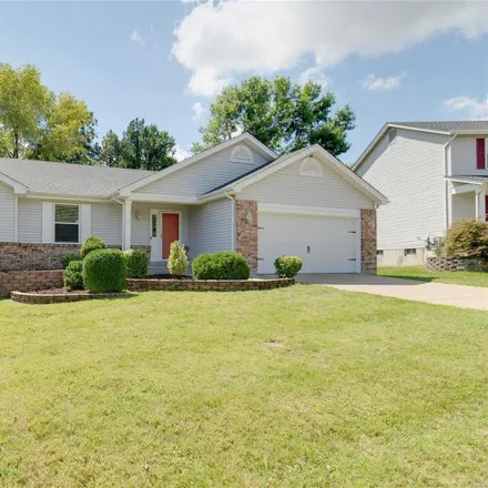 Image 3 - 1121 Amanda Lynn Drive, Hazelwood, MO 63042, USA - House for sale