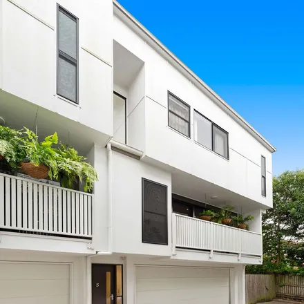 Rent this 3 bed townhouse on 14 Orpen Street in Greenslopes QLD 4120, Australia