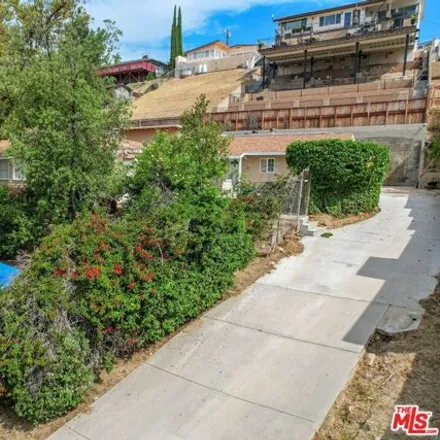 Image 6 - 17803 Rinaldi Street, Los Angeles, CA 91344, USA - House for sale