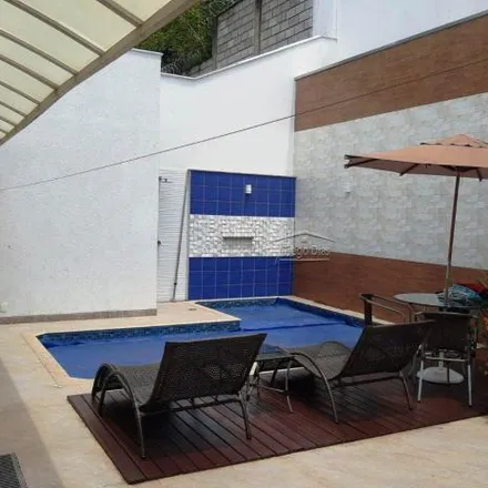 Buy this 5 bed house on unnamed road in Sede, Contagem - MG