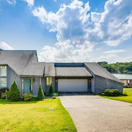 Buy this 3 bed house on Summer Sound Road in Sullivan County, TN 37686