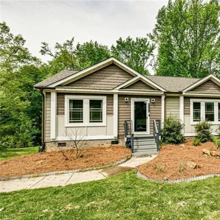 Buy this 3 bed house on 1829 Hart Road in Charlotte, NC 28214
