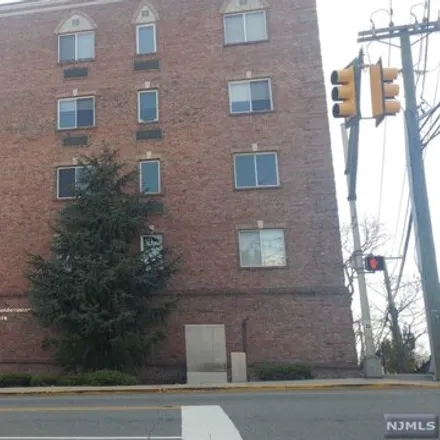 Buy this 1 bed condo on 380 East Palisades Boulevard in Palisades Park, NJ 07650